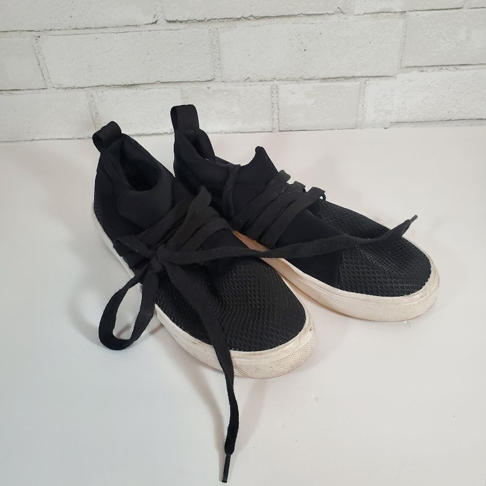 Steve Madden Lancer sneakers